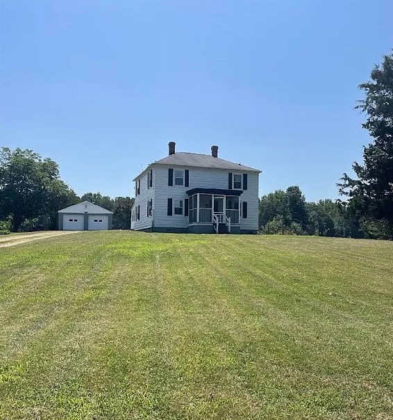 Beautiful floors! Pretty setting with fruit trees! One acre in Virginia. $350,000