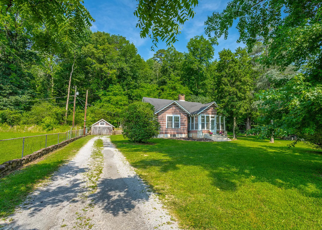 Nice interior! Over two acres in Tennessee. $339,000