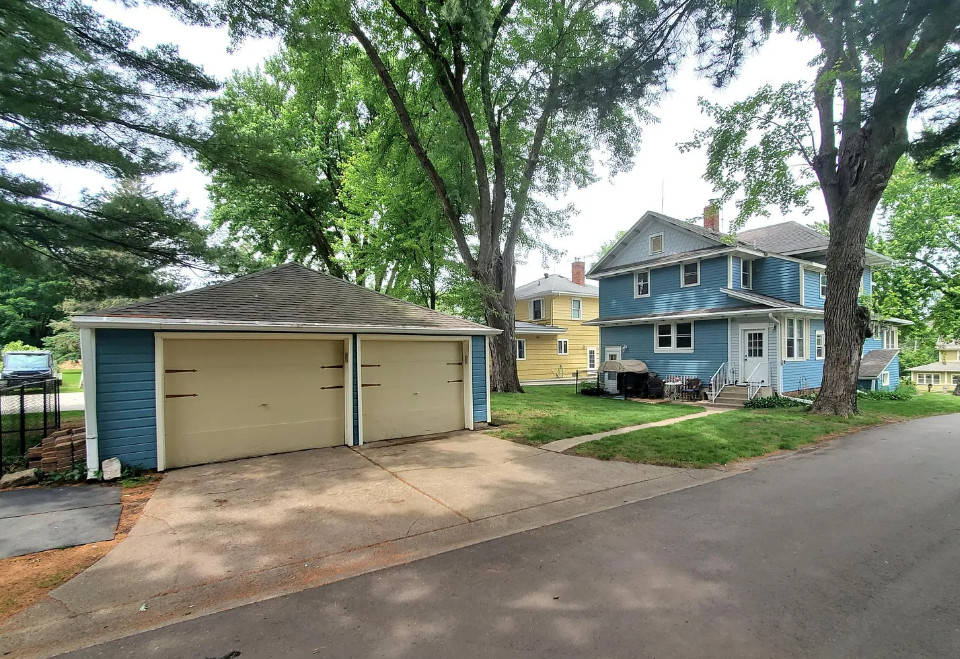Nice interior! Circa 1910 in Minnesota. $339,900