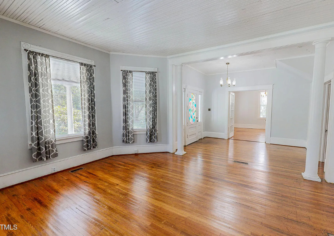 Porch goals! Circa 1907 in North Carolina. $300,000