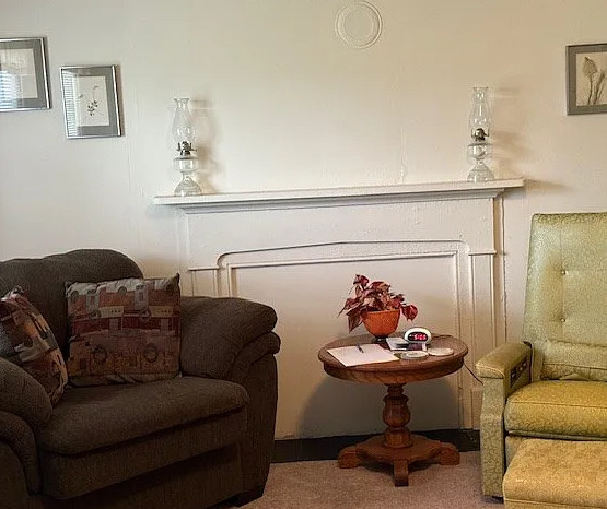 Pretty area! Nice staircase! C. 1880 in Virginia. $125,000