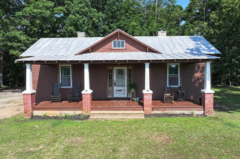 Bead board for days! Nice area! Over two acres in Virginia. $82,500