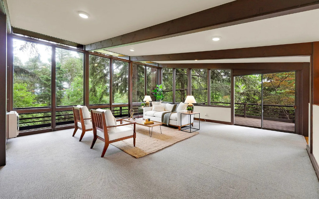 Mid-Century Modern in Oregon. Circa 1954. $795,000