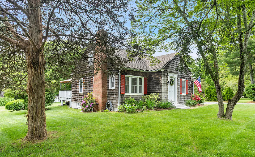 Look inside! Nice interior! Pretty yard! One acre in Connecticut. $325,000