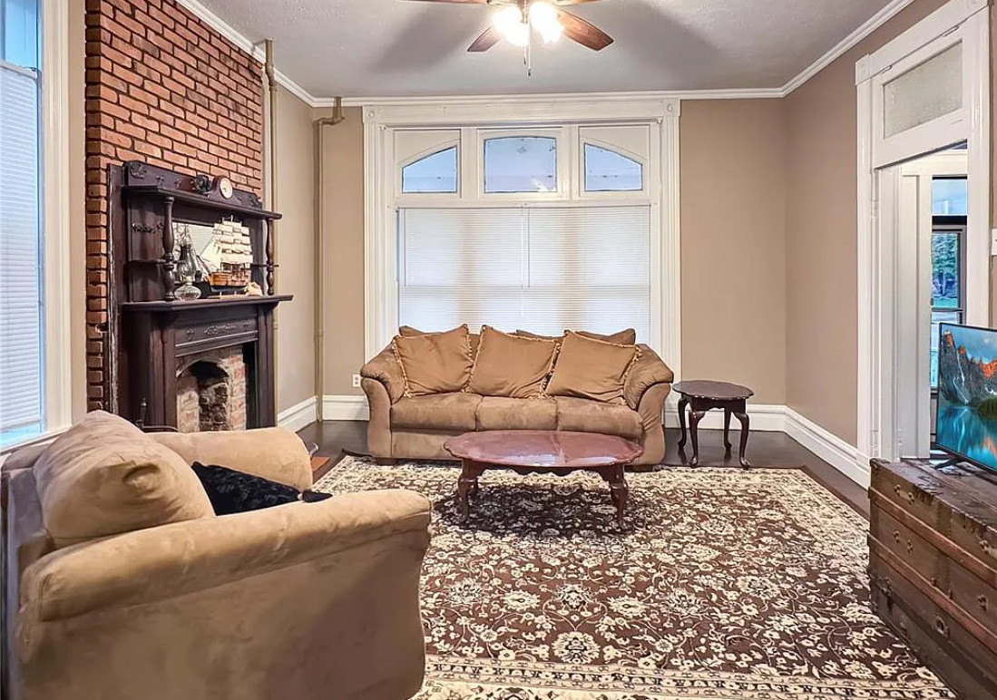 Nice details! Love the staircase! C. 1885 in Missouri. $279,000