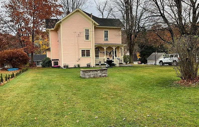Pretty stained glass! Circa 1869 in Pennsylvania. $75,000!