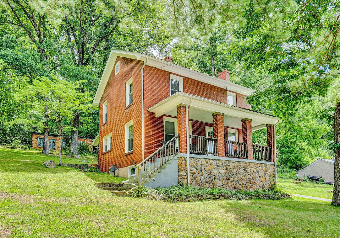 Brick house on two acres in Virginia. Circa 1915. $134,950
