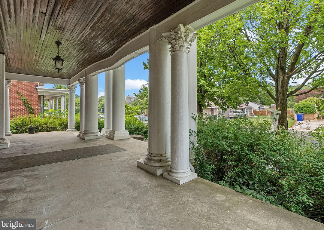 Beautiful woodwork! A lot of house for the money! C. 1913 in Maryland. $350,000