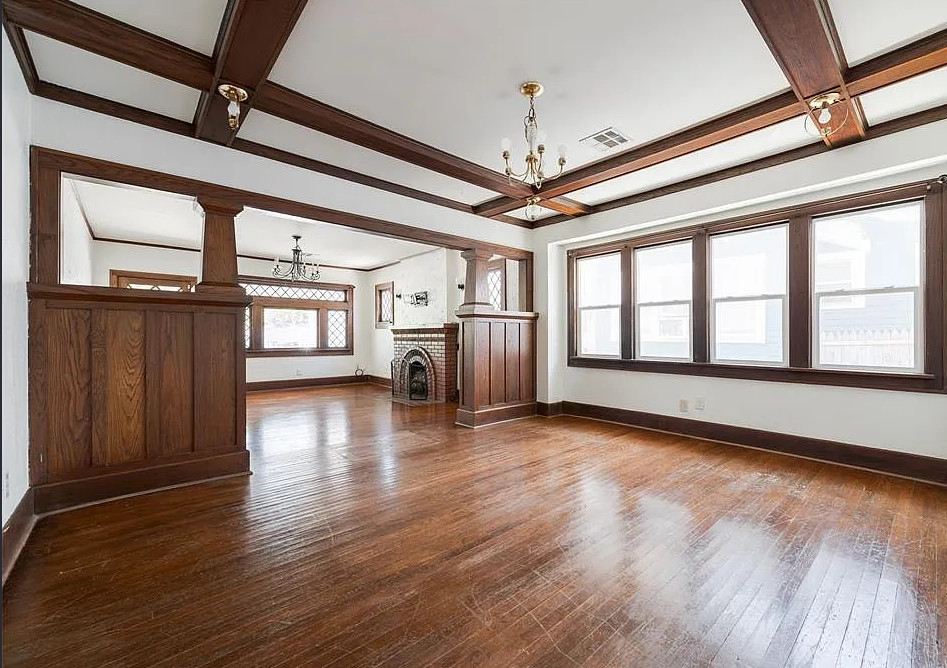 Look inside! Wasn’t expecting that! C. 1920 in Oklahoma. $200,000