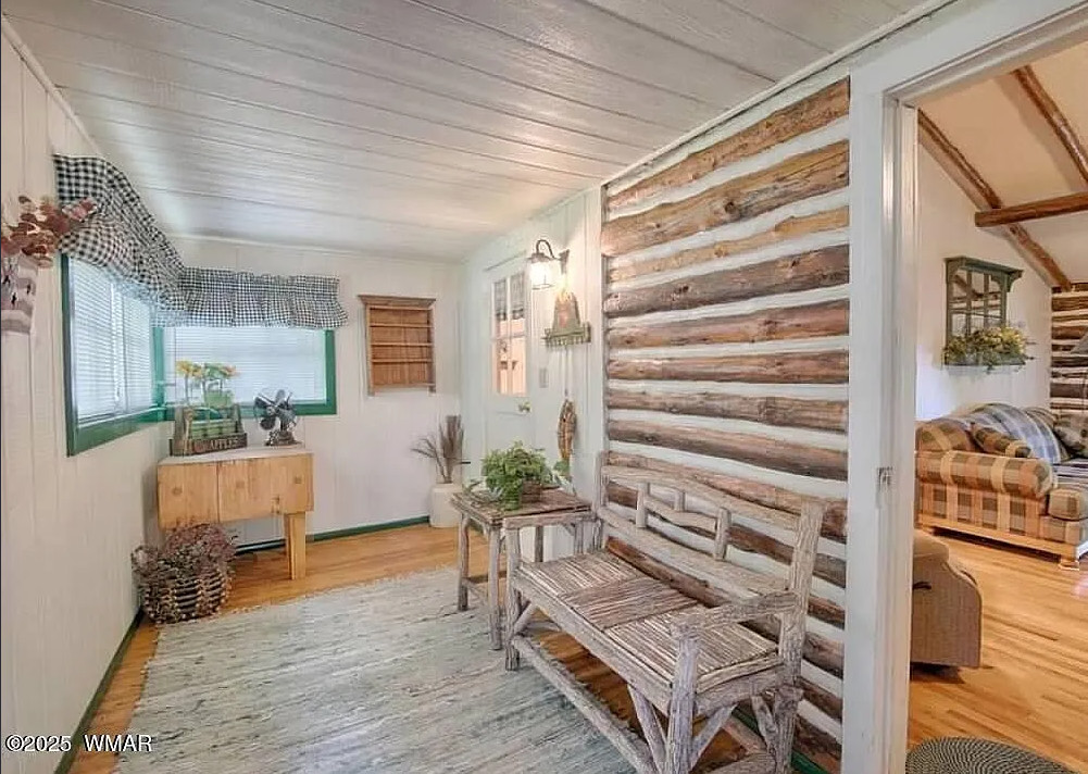 Throop Cabin. Cute interior! Circa 1935 in Arizona. $339,000