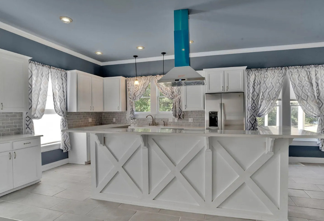 Huge house! Almost two acres in Louisiana. $340,000