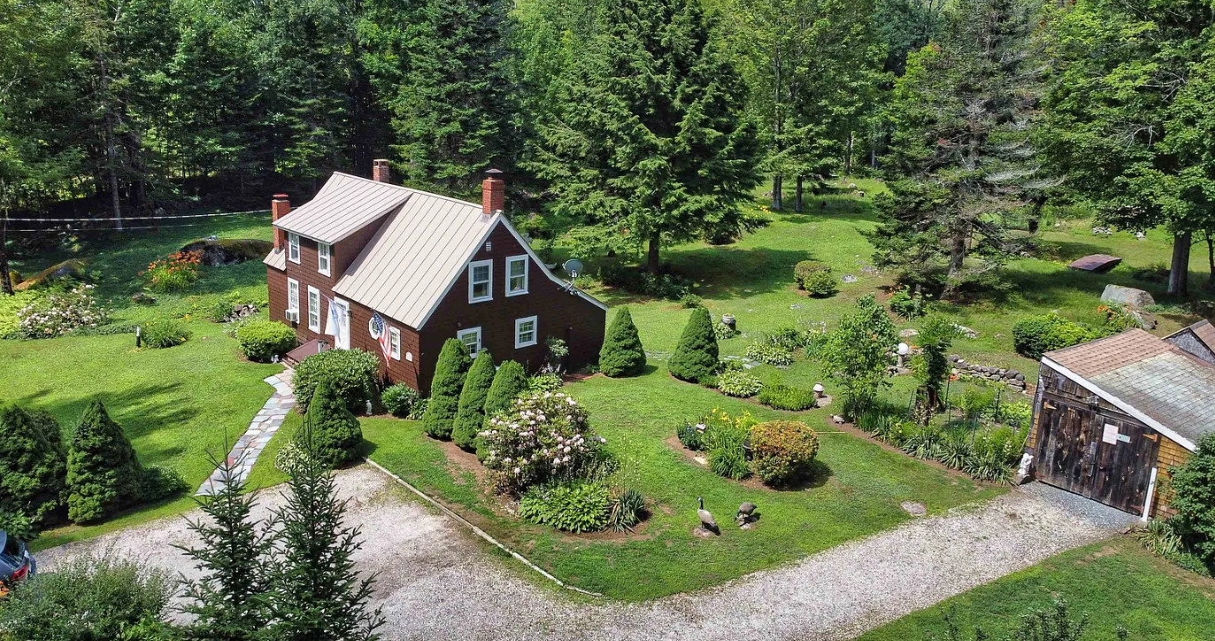 Fairytale gardens! C. 1886. On 2 1/2 acres in New Hampshire. $315,000