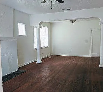 Love that enclosed front porch! Circa 1925 in Florida. $130,000