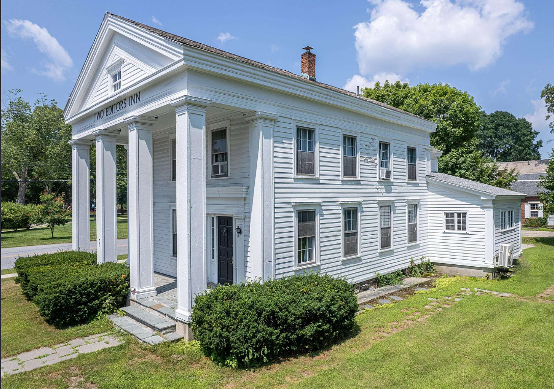 The Two Editors Inn, Circa 1900 in Vermont. $438,000