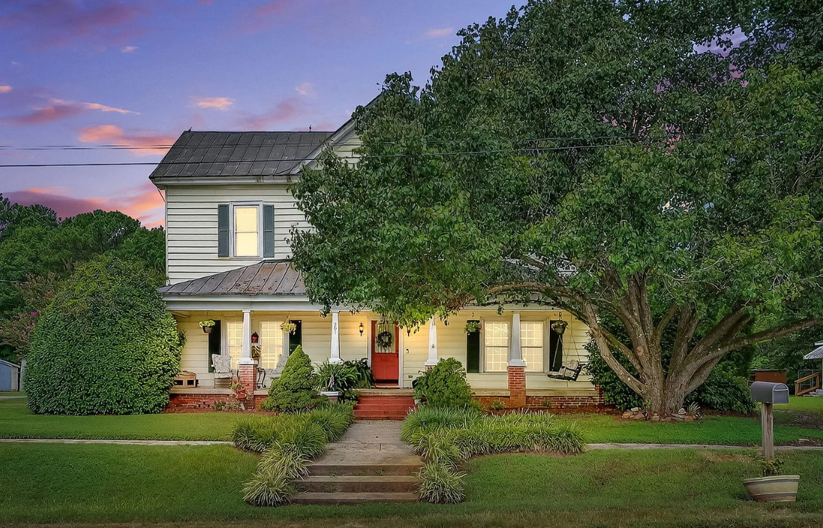 Nice house with a decent price! Great town! Circa 1910 in North Carolina. $249,900