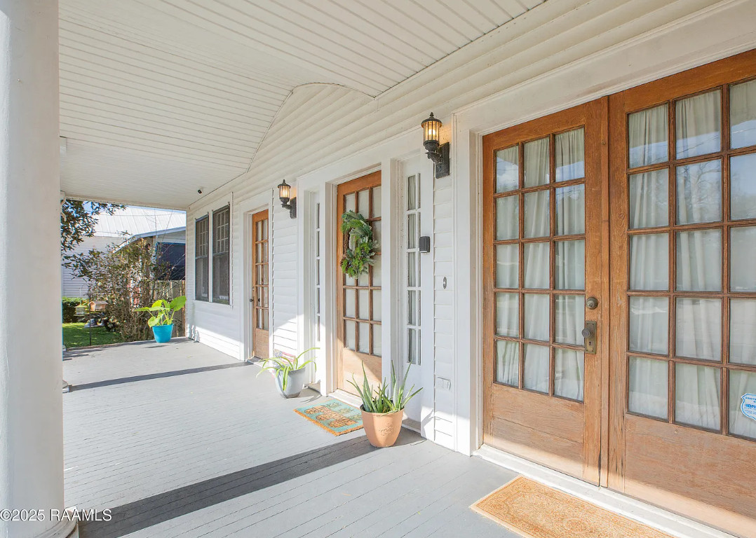 Nice interior! A lot of natural light! C. 1927 in Louisiana. $175,000