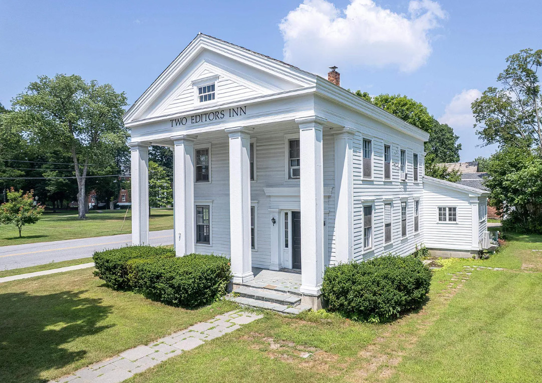 The Two Editors Inn, Circa 1900 in Vermont. $438,000