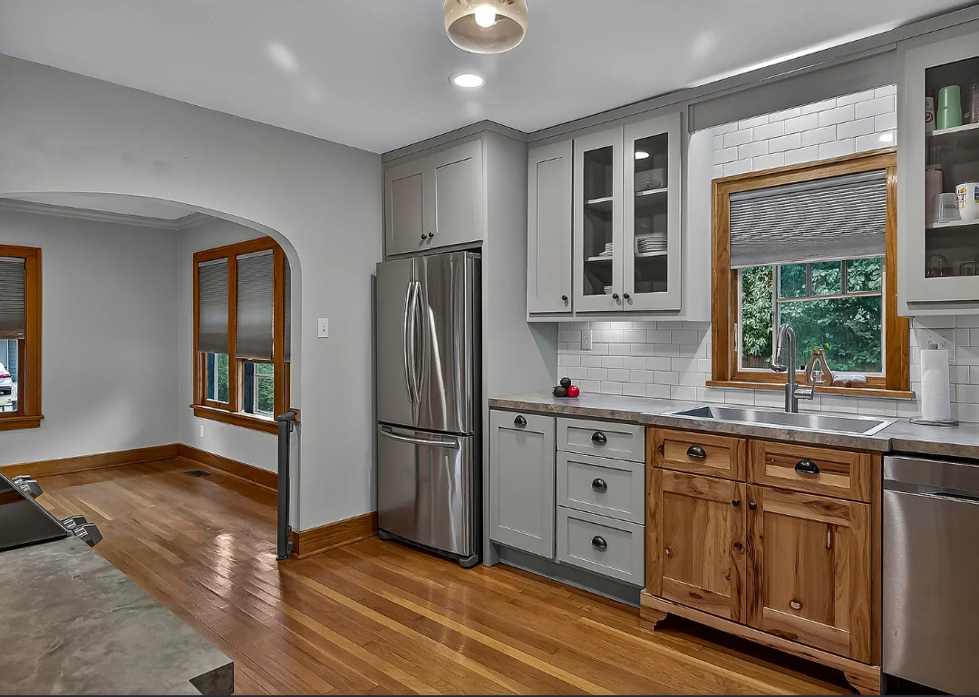 Nice curb appeal! Great house! Circa 1921 in Kansas. $180,000