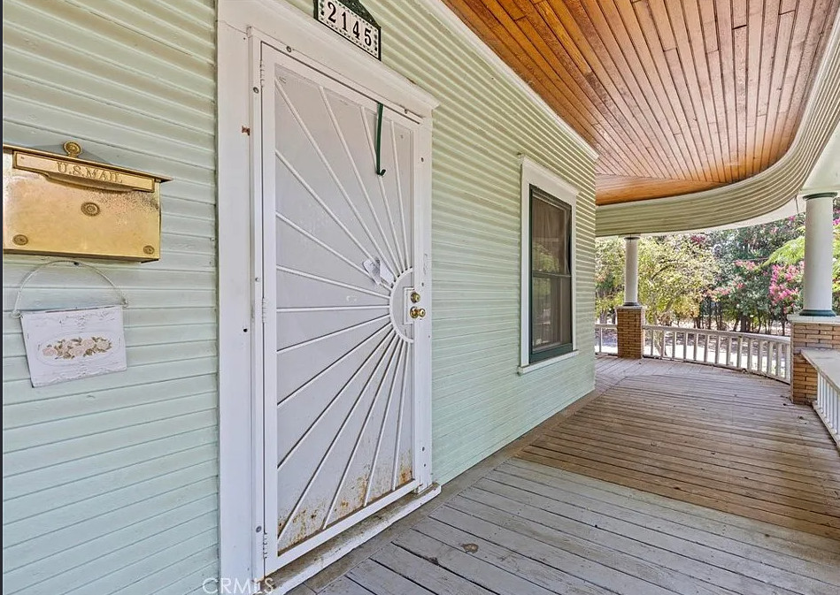 Look at the woodwork! Has a guest apartment! C. 1910 in California. $250,000
