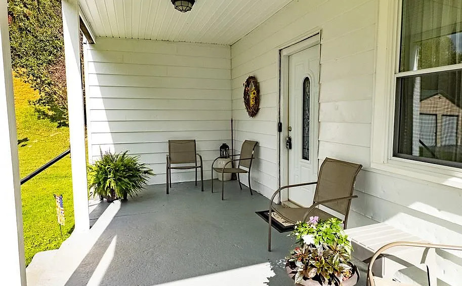 27 acres in Virginia! Beautiful area! Circa 1896. $425,000