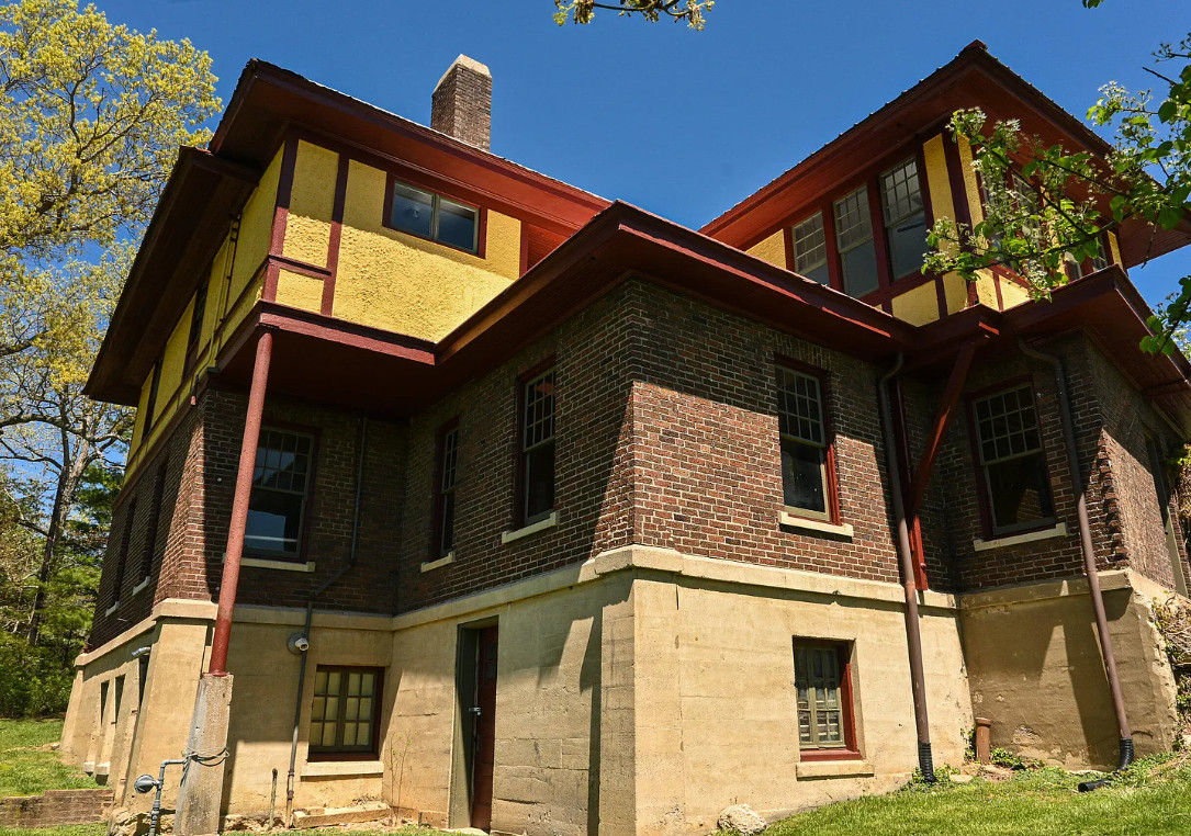 Beautiful setting! Circa 1930. On 3 1/2 acres in Virginia. $399,000