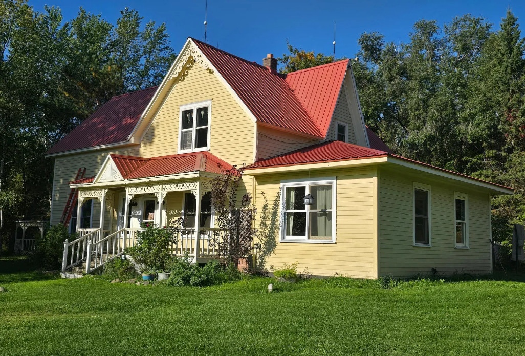 On 20 acres in Minnesota! Love this house and property! $325,000