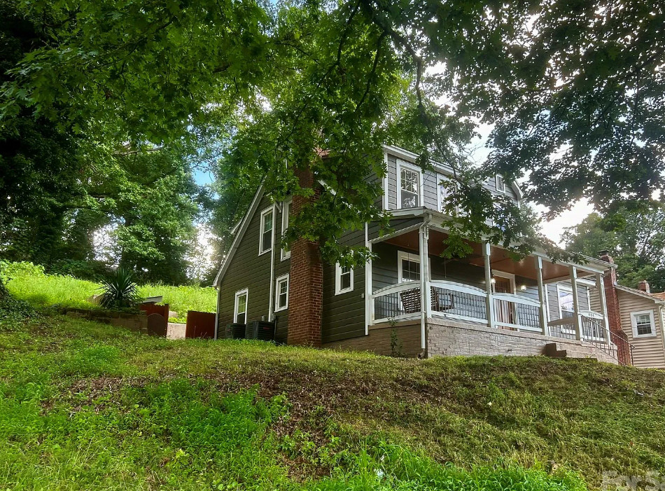 This is nice! Circa 1930 in North Carolina. $251,500