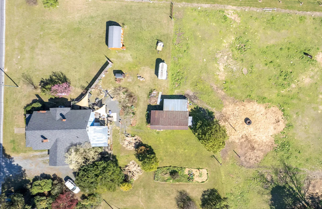 Diamond in the Rough! Circa 1936. Over an acre in North Carolina. $125,000