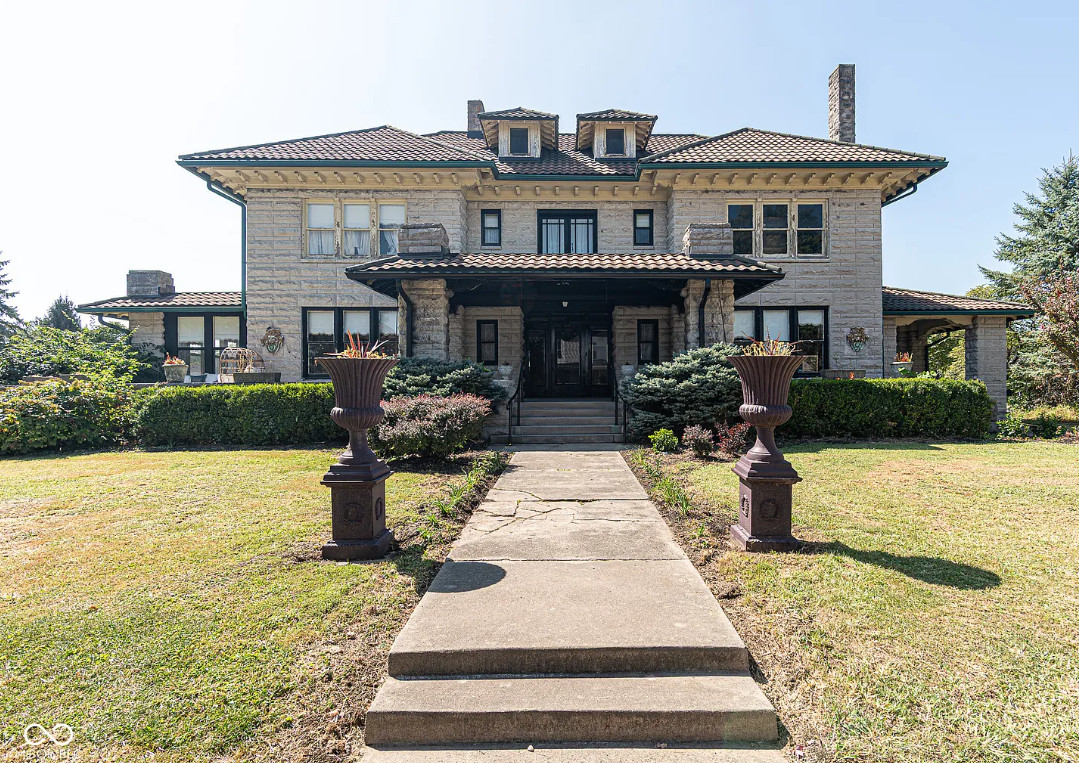 Beautiful exterior! 7 beds/7 baths! Over 11,000 square feet in Indiana. $345,000