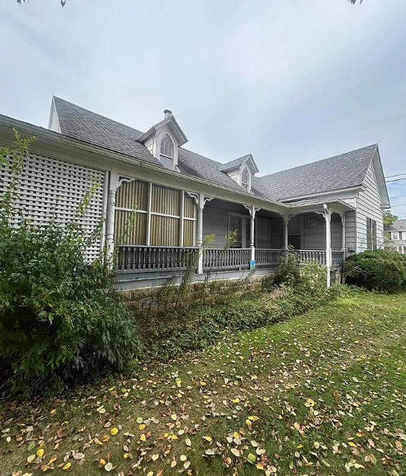 Fixer Upper Alert! Circa 1949 in Virginia. $54,950
