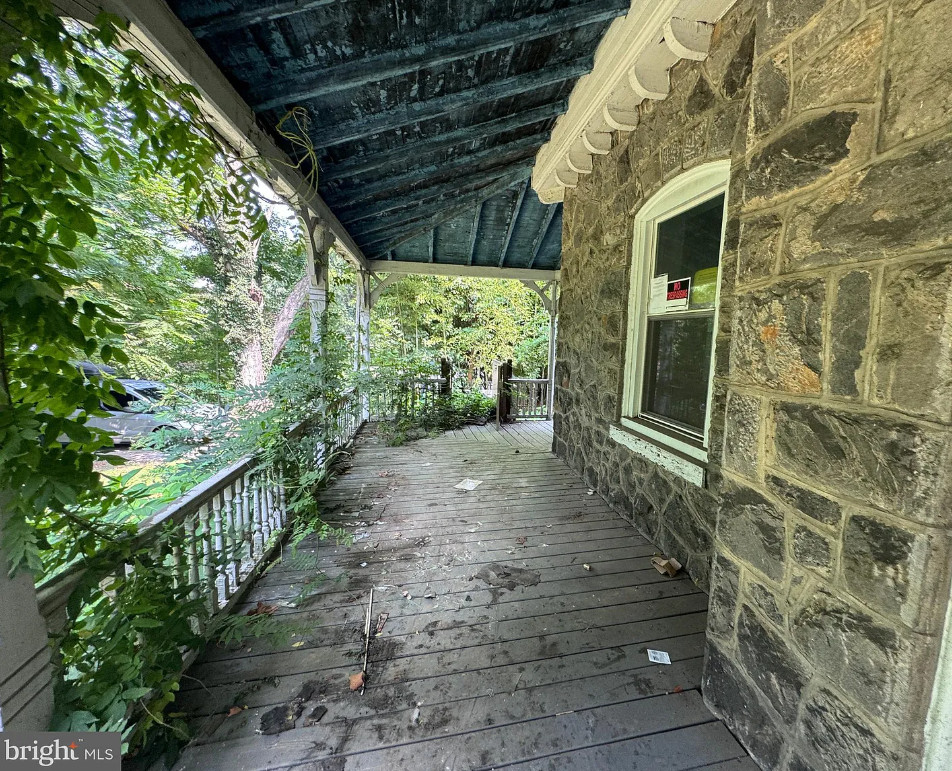 Fixer Upper Alert! 4,000 square feet! One acre in Pennsylvania. $245,000