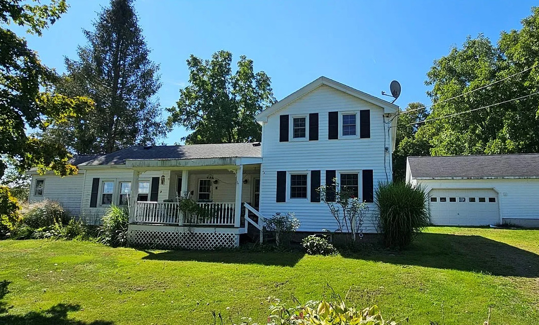 Nice farmhouse! Circa 1840. Over two acres in New York. $199,900
