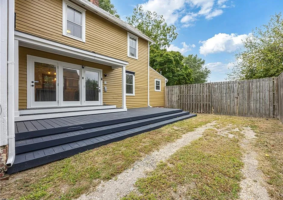 Nice details inside! Circa 1920 in North Carolina. $285,000