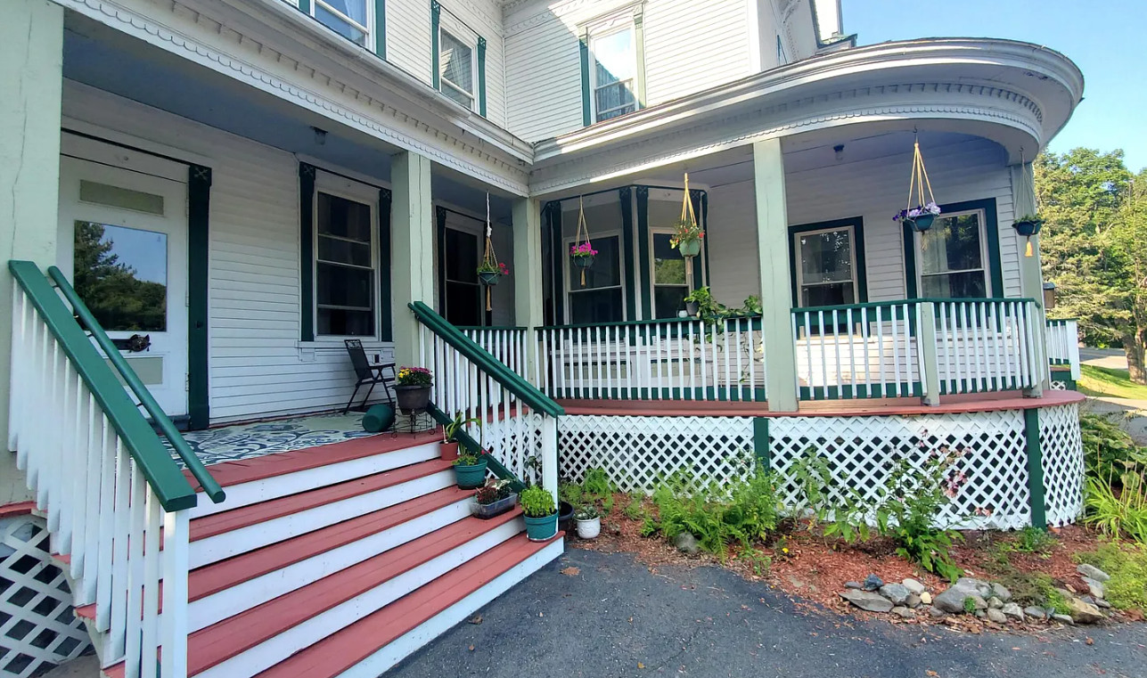 14 bedrooms and eight bathrooms! Circa 1890. Almost an acre in Maine. $340,000