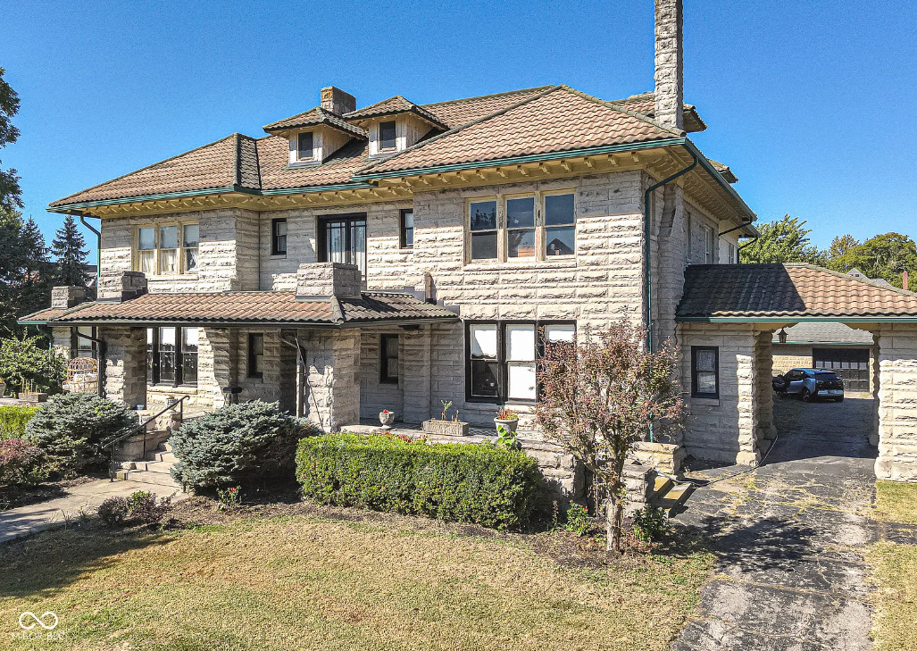 Beautiful exterior! 7 beds/7 baths! Over 11,000 square feet in Indiana. $345,000