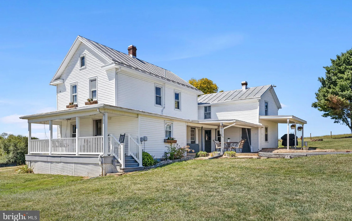 Pretty view and pretty house! Circa 1896. One acre in Virginia. $310,000