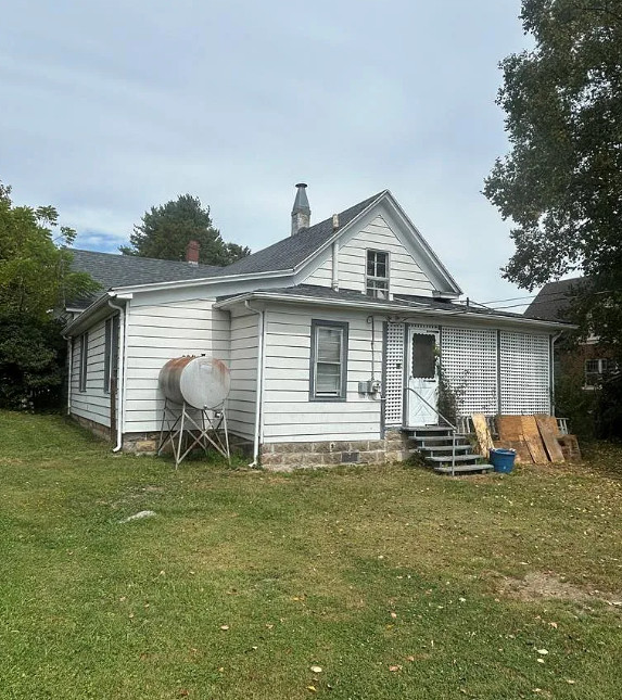 Fixer Upper Alert! Circa 1949 in Virginia. $54,950