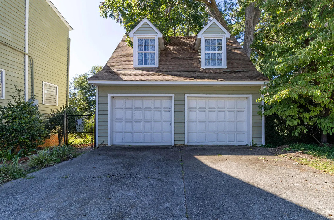 Back on the market! The Henry Beasley House, Circa 1820 in North Carolina. $217,000