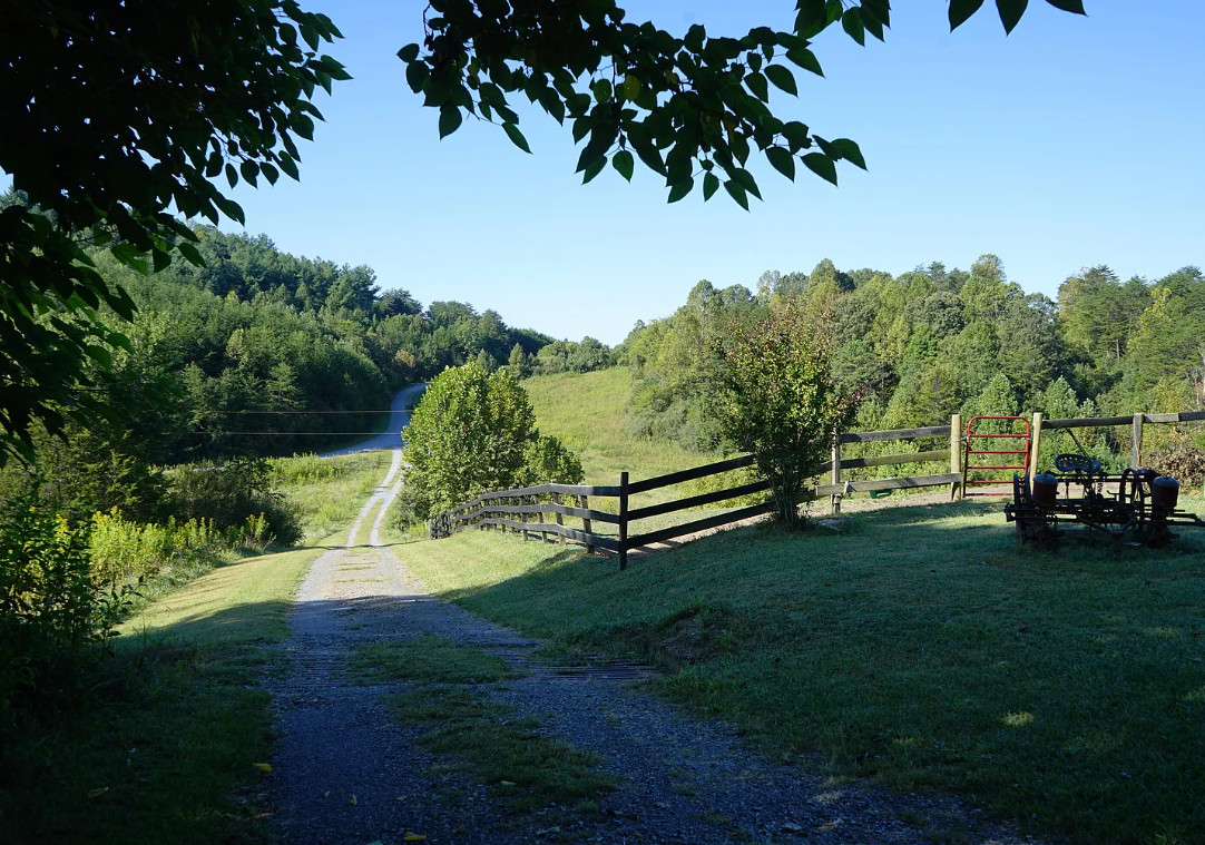 Love the long driveway! On 38 acres in Virginia. C. 1881. $574,950