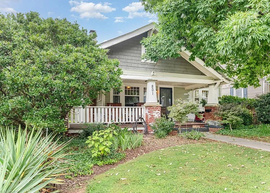 Diamond in the Rough! Circa 1926 in North Carolina. $180,000