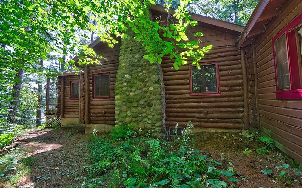 Pretty setting! Has a guest cabin! On 13 acres in Wisconsin. $499,900