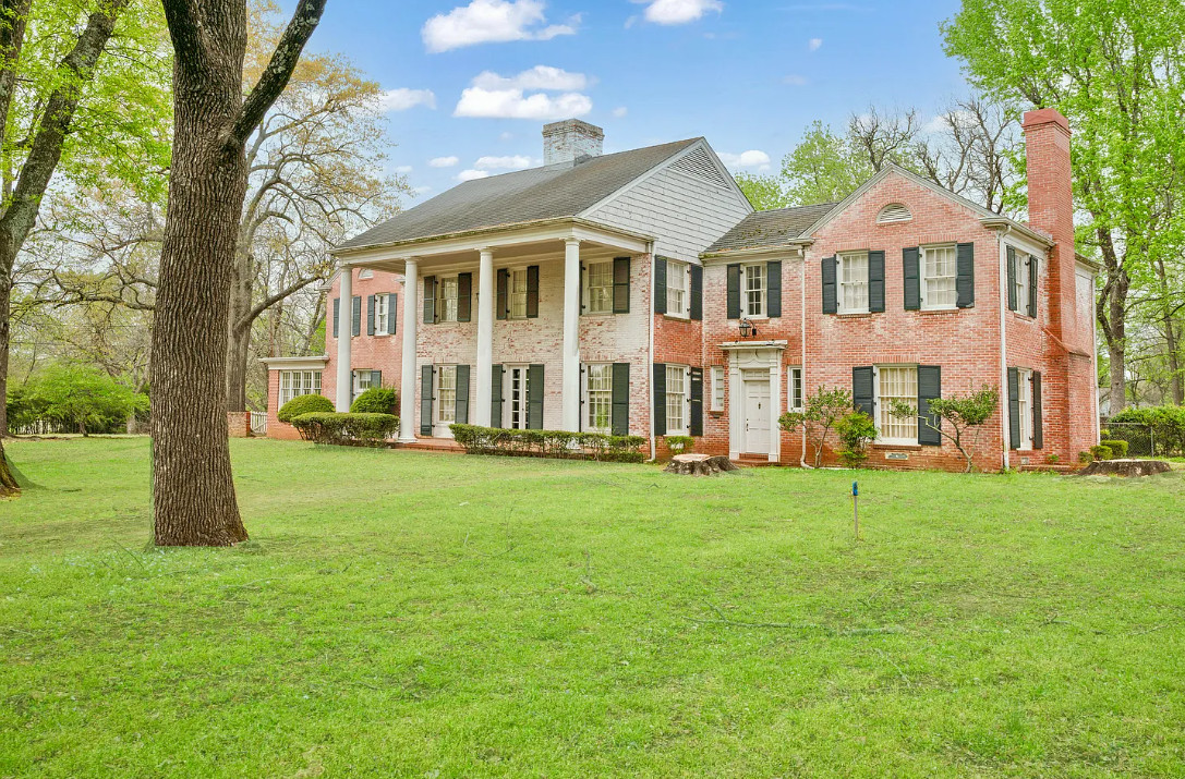 A lot of house for the money! 7,000 square feet! Two acres in Texas. $395,000