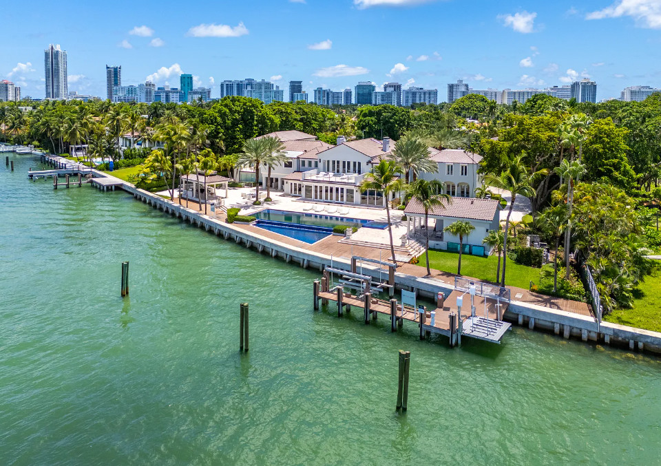 Florida’s most expensive old house listing! Indoor racquetball court! C. 1936. $169,000,000
