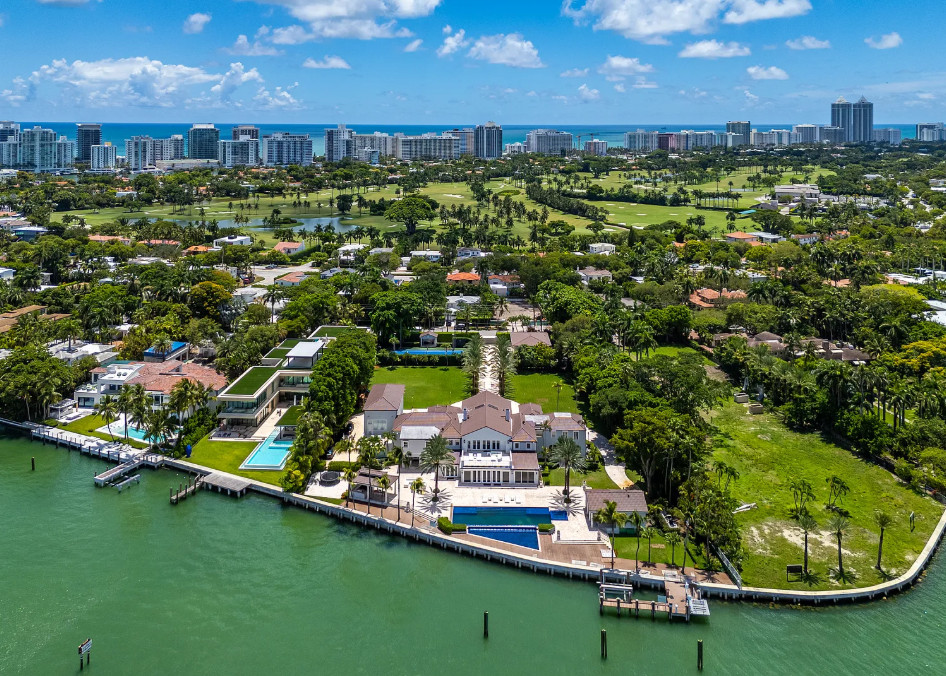 Florida’s most expensive old house listing! Indoor racquetball court! C. 1936. $169,000,000