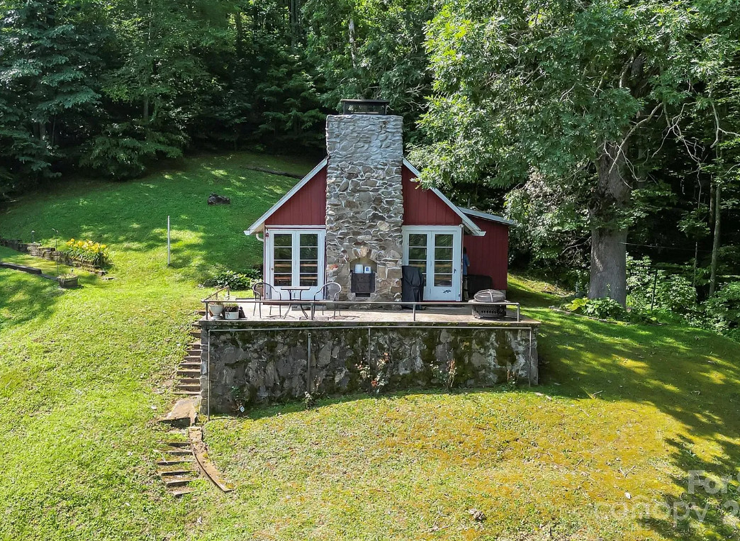 Beautiful setting and scenery! Almost nine acres in North Carolina. $375,000