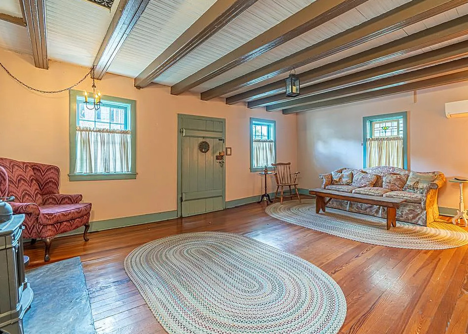 Former blacksmith shop in Abingdon, Virginia! C. 1780! $330,000