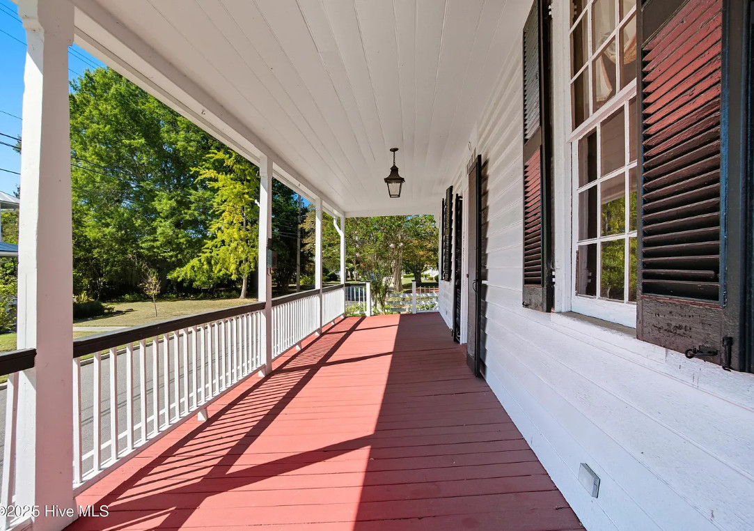 Circa 1765 in beautiful Edenton, NC. Site of famed 1774 Edenton Tea Party. $549,000