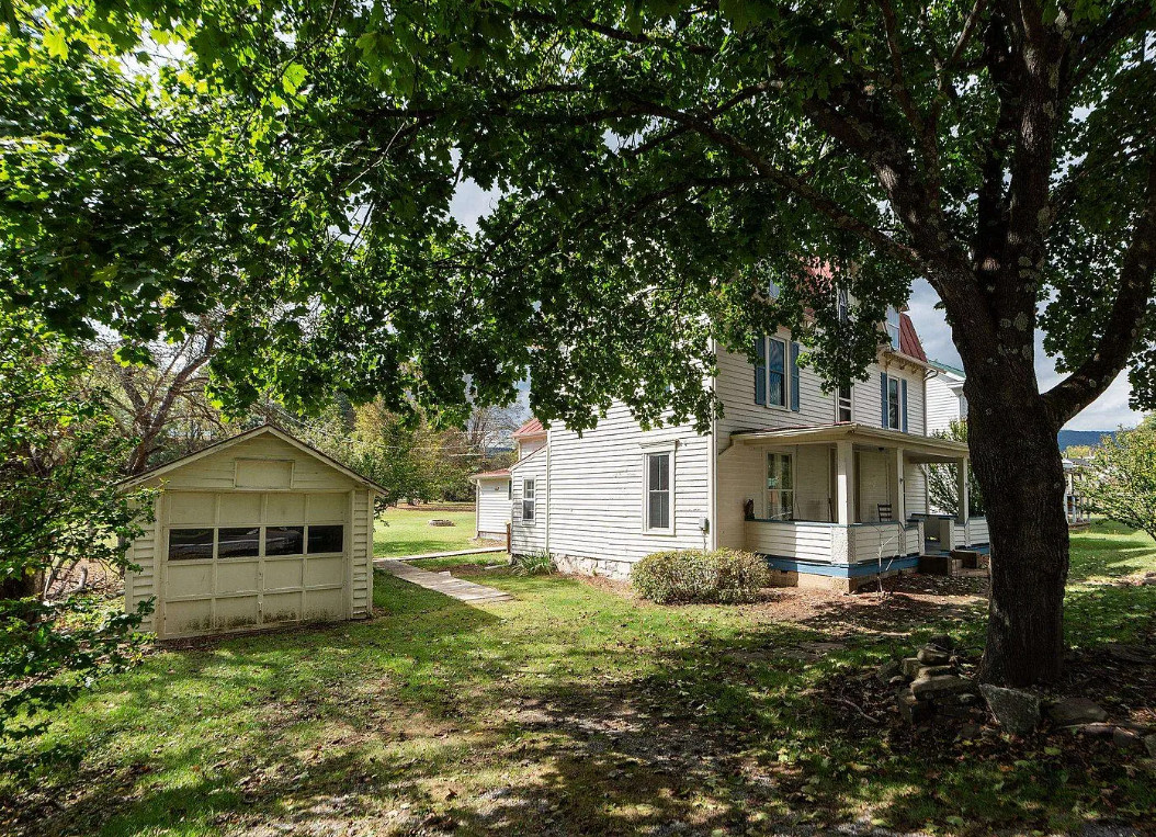 Love the library! Great details inside! C. 1889 in Virginia. $220,000