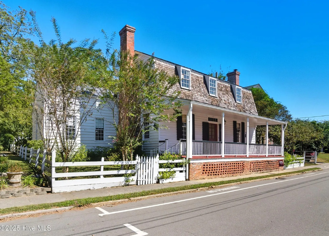 Circa 1765 in beautiful Edenton, NC. Site of famed 1774 Edenton Tea Party. $549,000