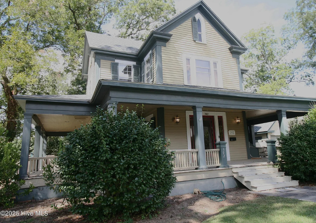 Beautiful staircase! Not far from Outer Banks. C. 1869 in North Carolina. $259,900